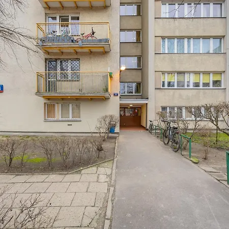 Belwederska With Balcony Next To Promenade Park By Renters 아파트