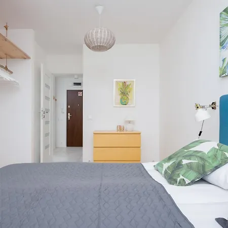 Belwederska With Balcony Next To Promenade Park By Renters