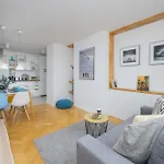 Belwederska With Balcony Next To Promenade Park By Renters Warszawa