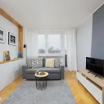 Belwederska With Balcony Next To Promenade Park By Renters * Warszawa