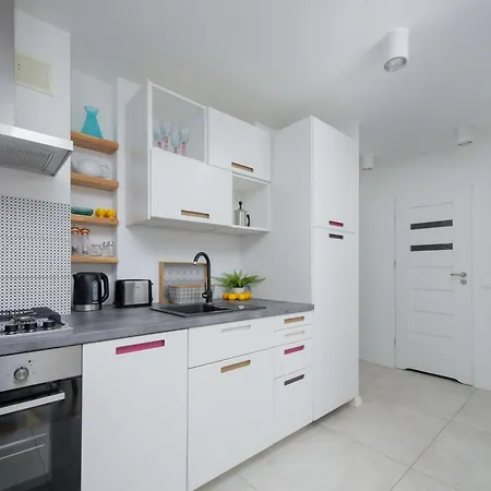 Lejlighed Belwederska With Balcony Next To Promenade Park By Renters *